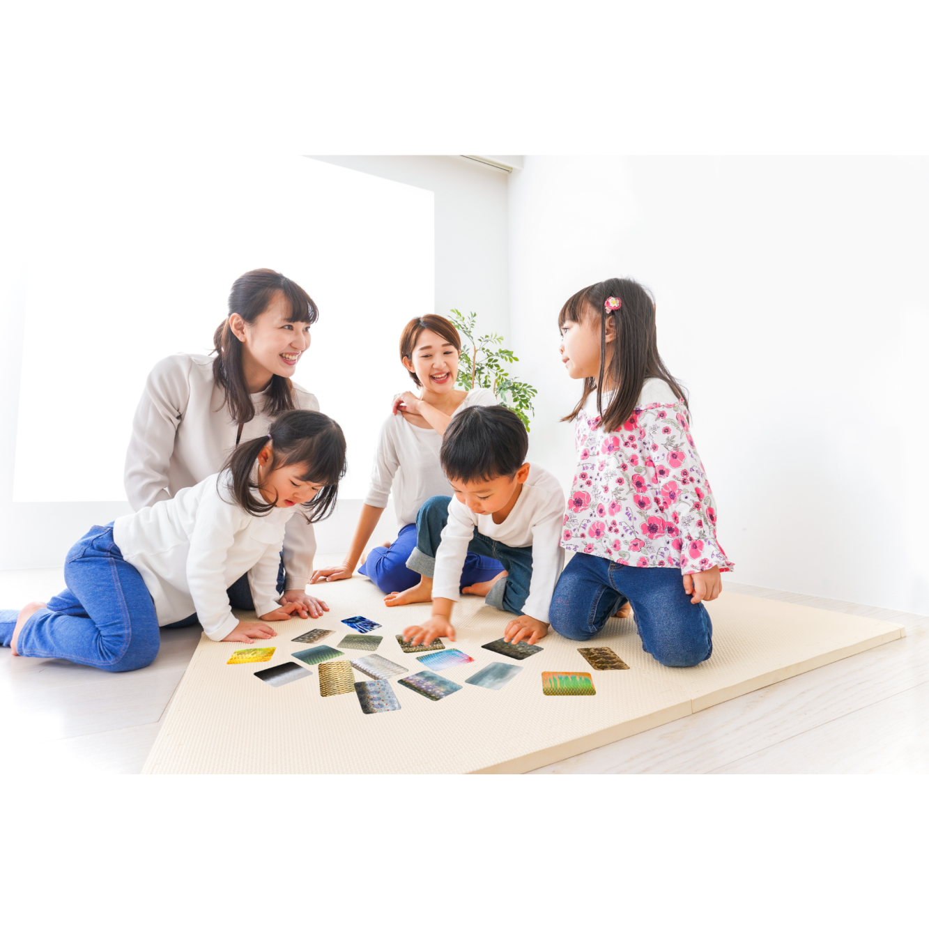 家族みんなで楽しめるカードゲームです