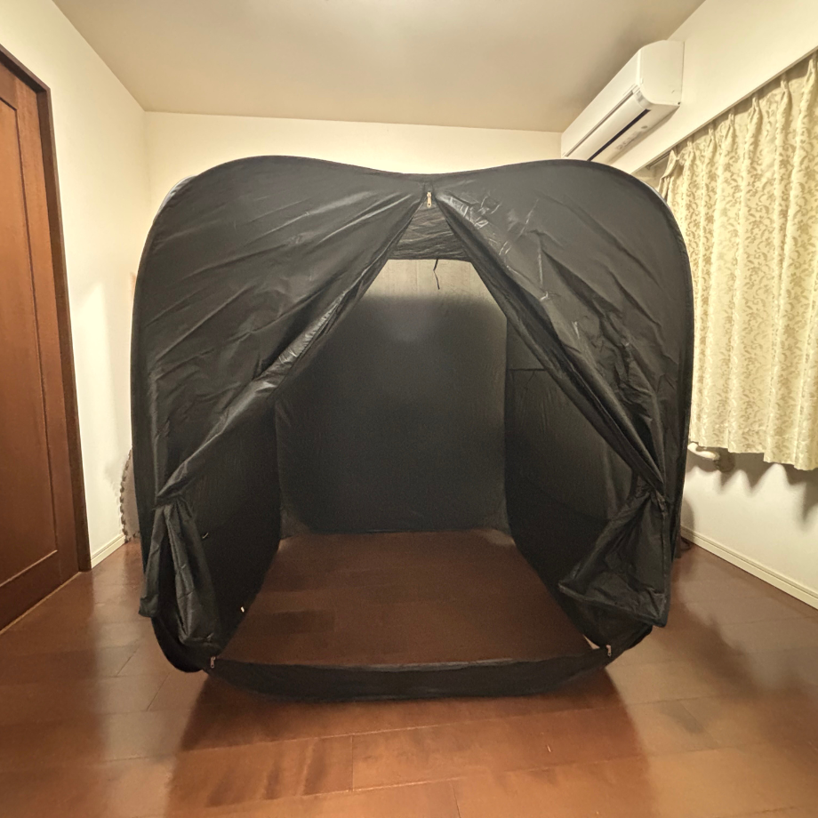 室内向けワンタッチ個室スクエアテント(作業集中やカームダウンに!)